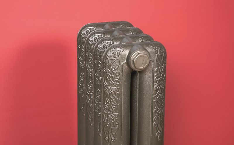 Burlington cast iron radiator in dark olive brown Detail on the Burlington cast iron radiator in dark olive brown